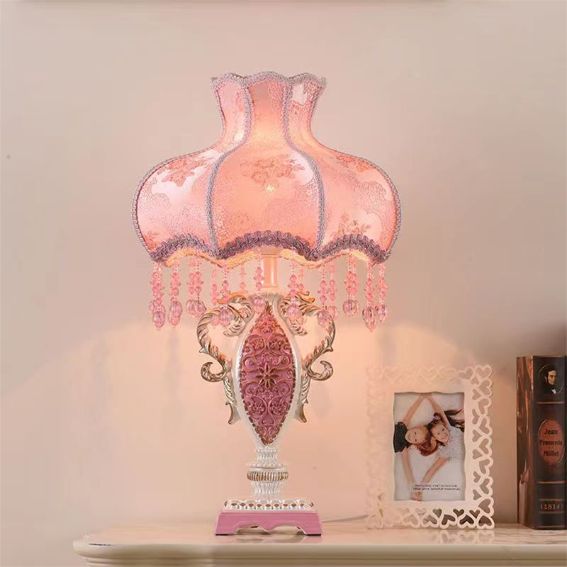Lampada da Tavolo Rosa Europea - Desk Lamp recensione e prezzo